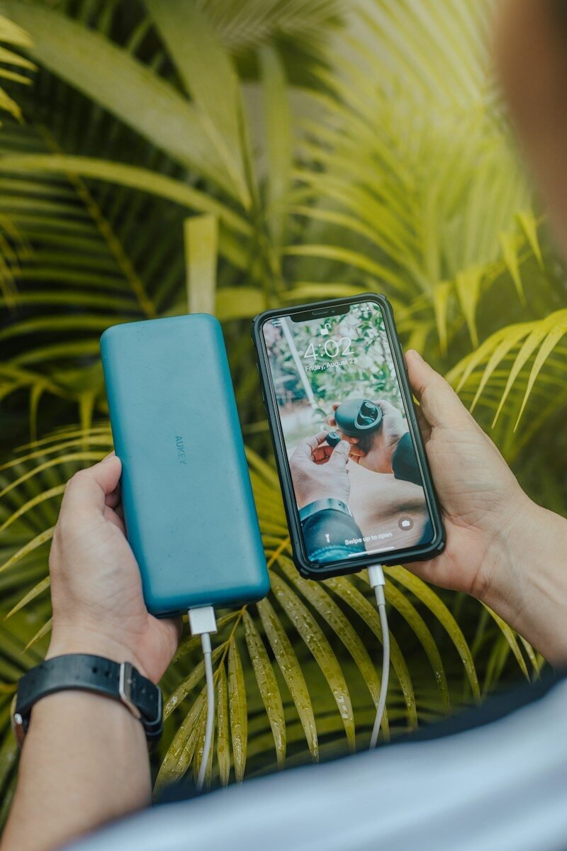 Portable Power Banks Explained: Capacity, Speed, and Safety